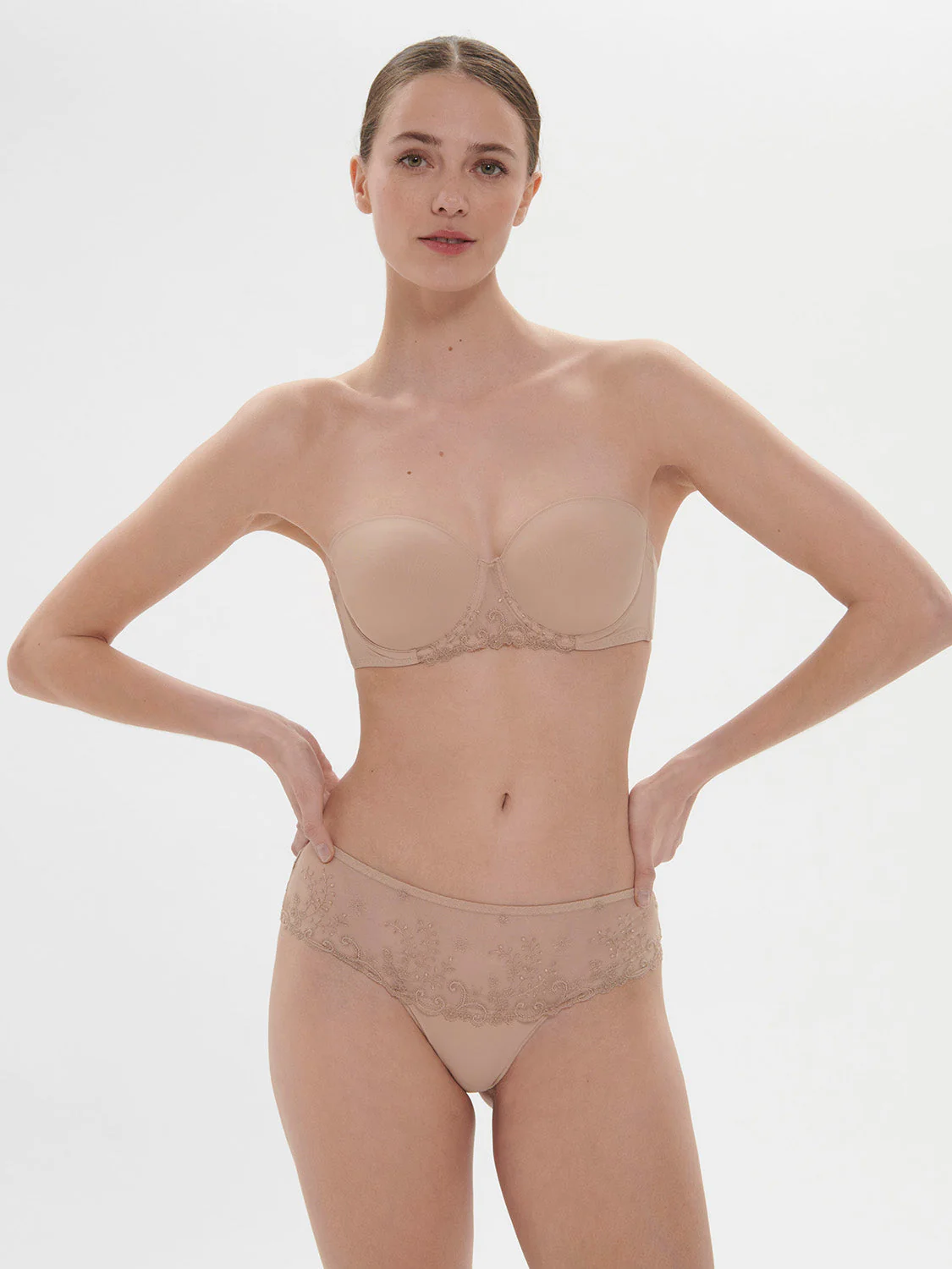 Shorty - Nude - Image 3