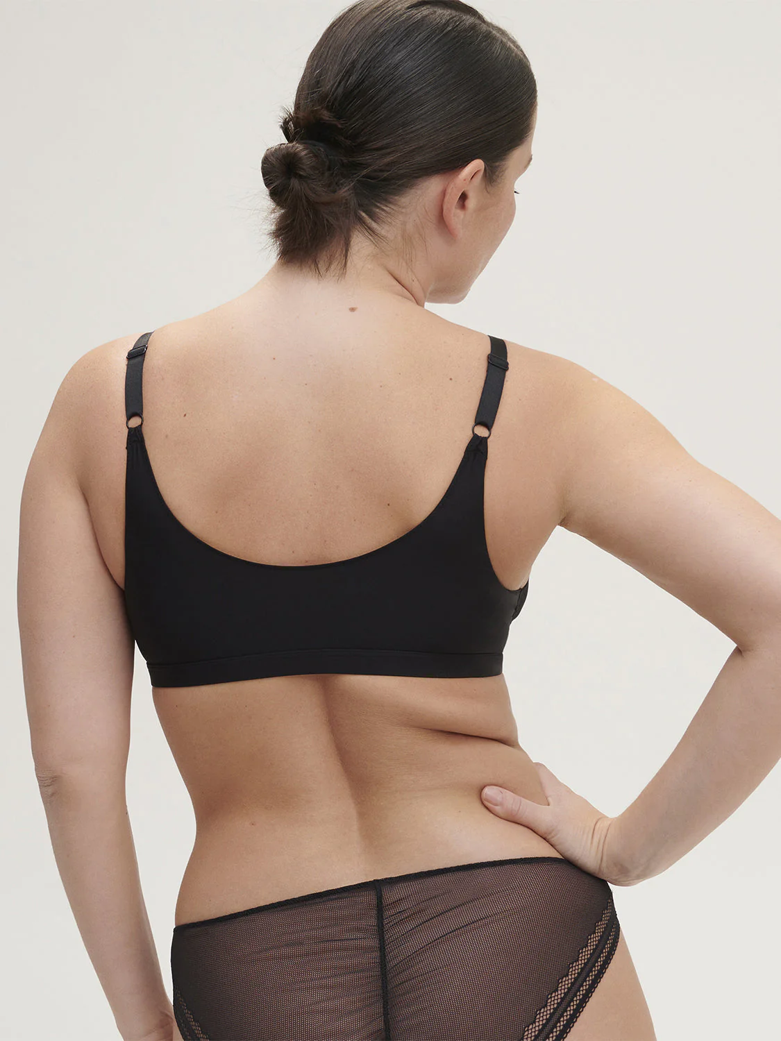Soft cup triangle bra - Black - Image 7