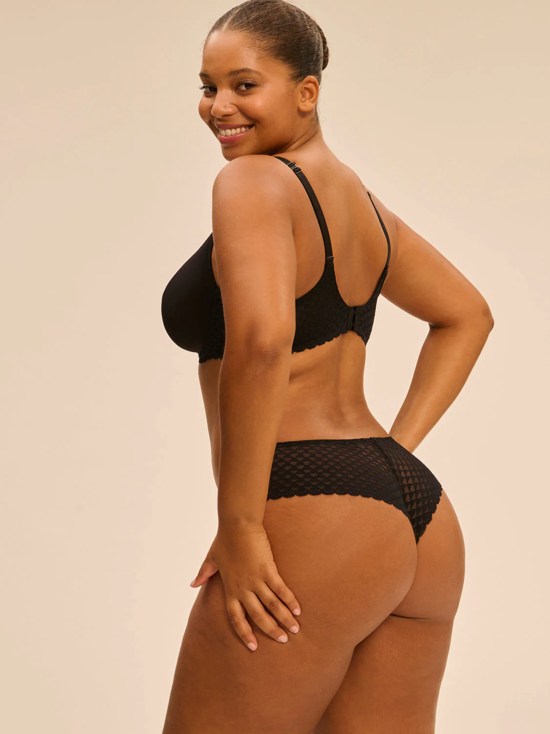 Spacer plunge bra - Black - Image 4