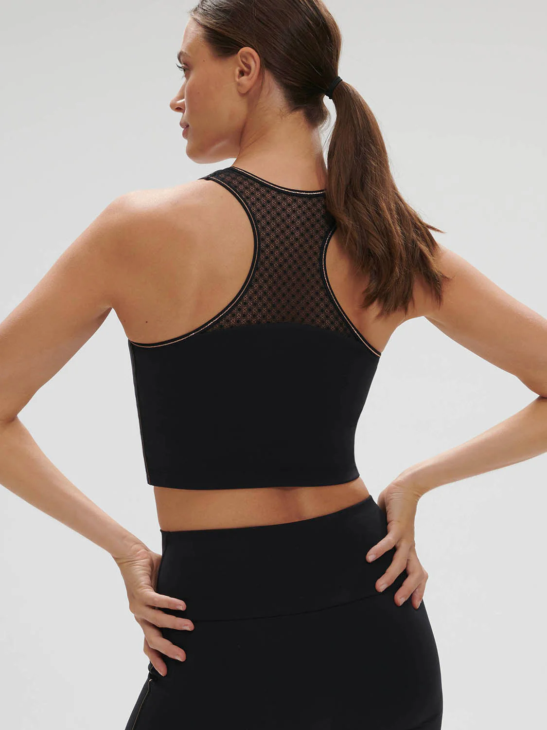 Sports top - Black - Image 2