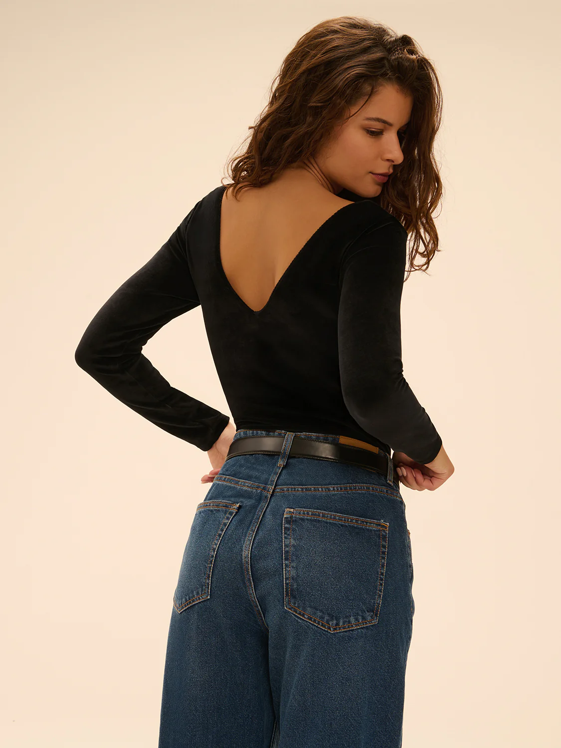 Square-neck Bodysuit – Black - Image 7