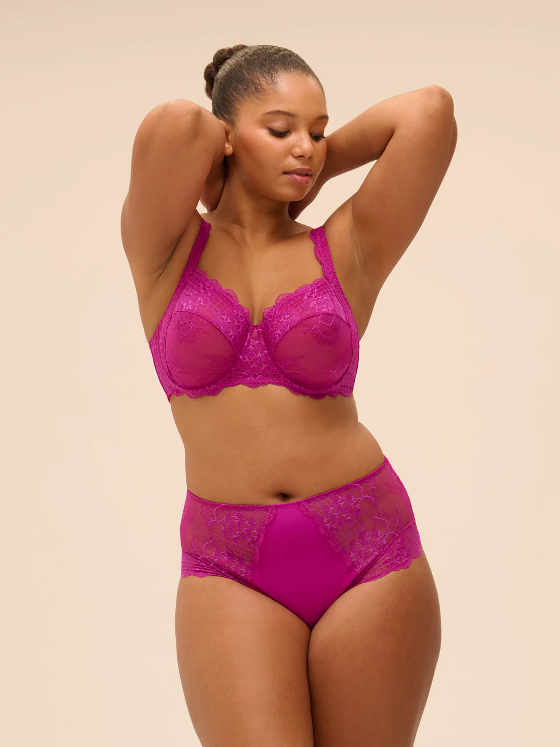 Squared neckline full cup bra - Azalea - Image 10