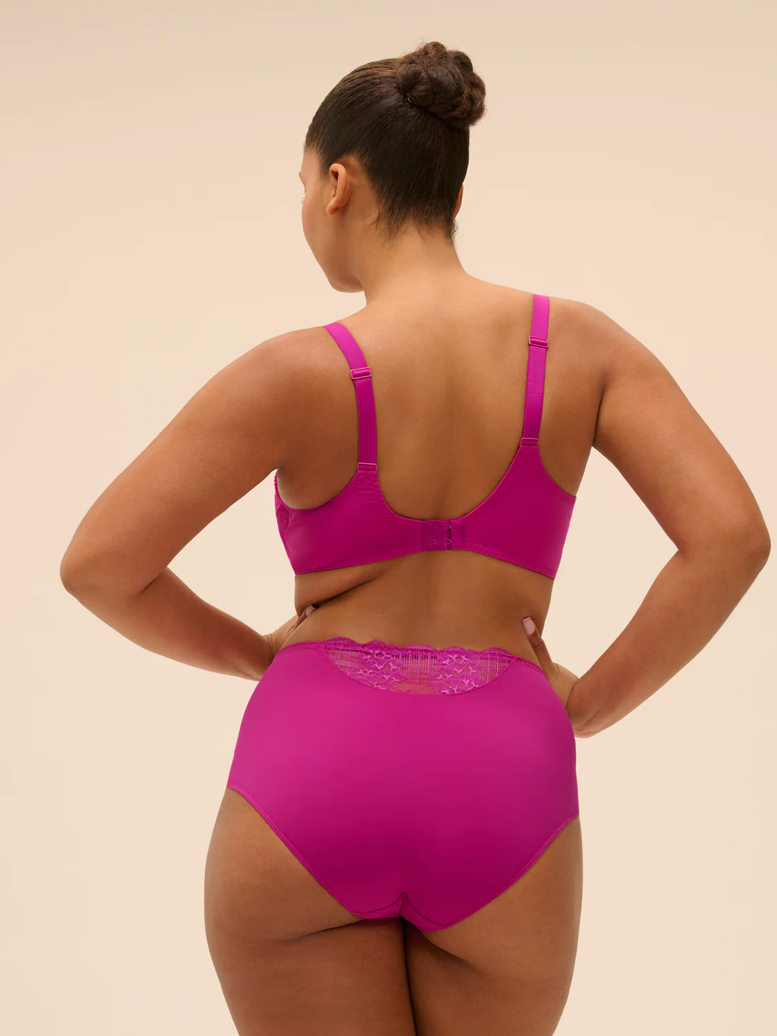 Squared neckline full cup bra - Azalea - Image 12