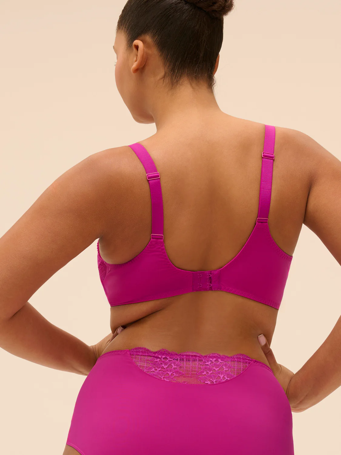 Squared neckline full cup bra - Azalea - Image 9