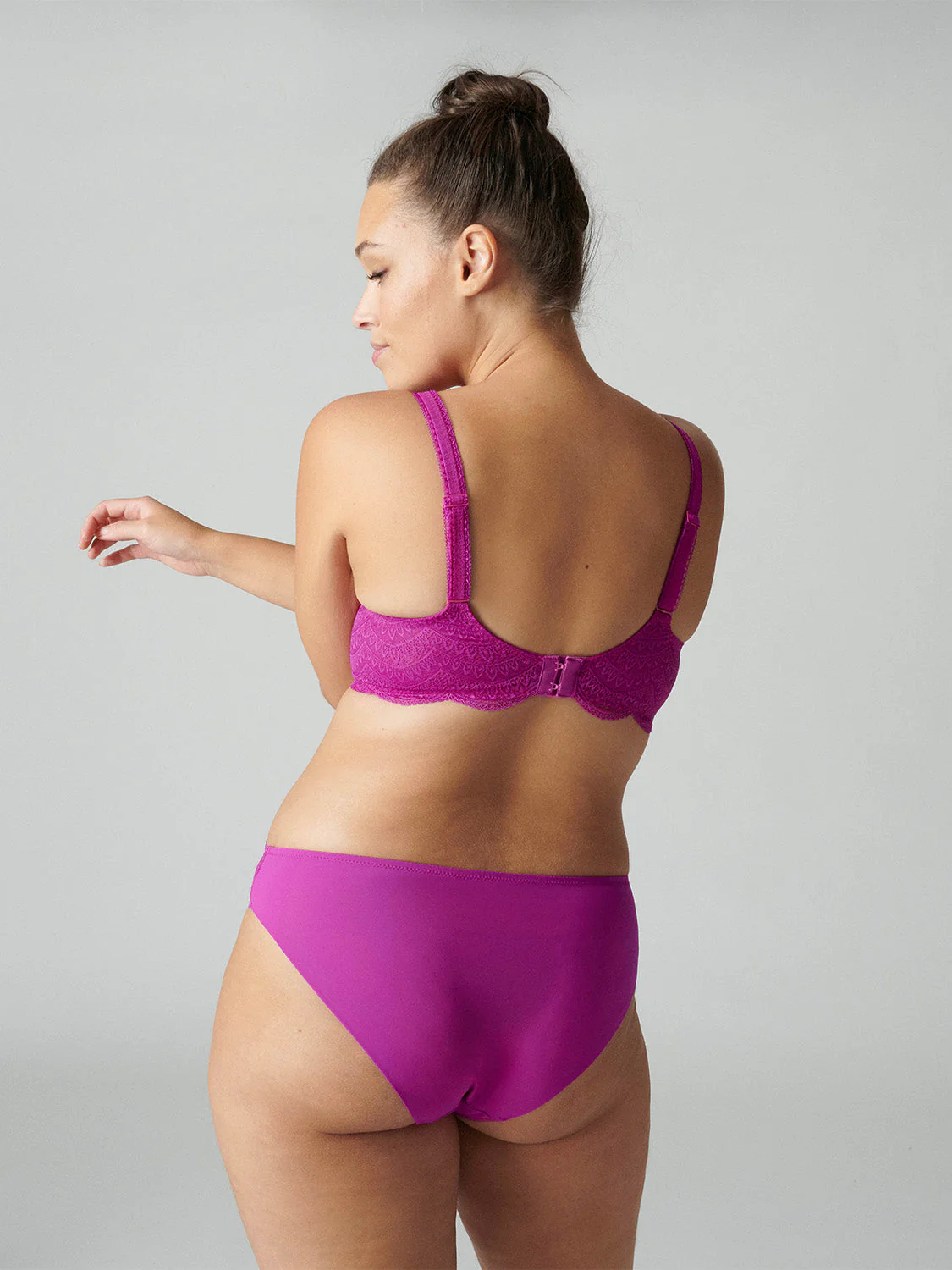 Squared neckline spacer bra - Bougainvillea - Image 9