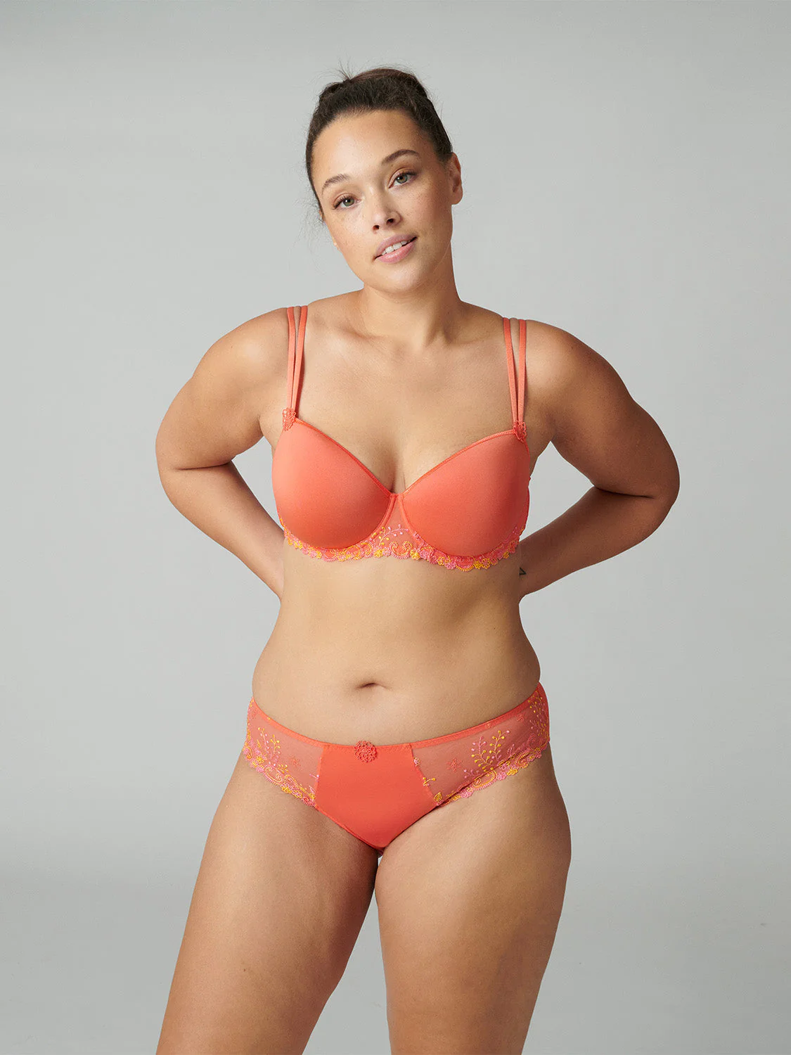 Squared neckline spacer bra - Mango - Image 7