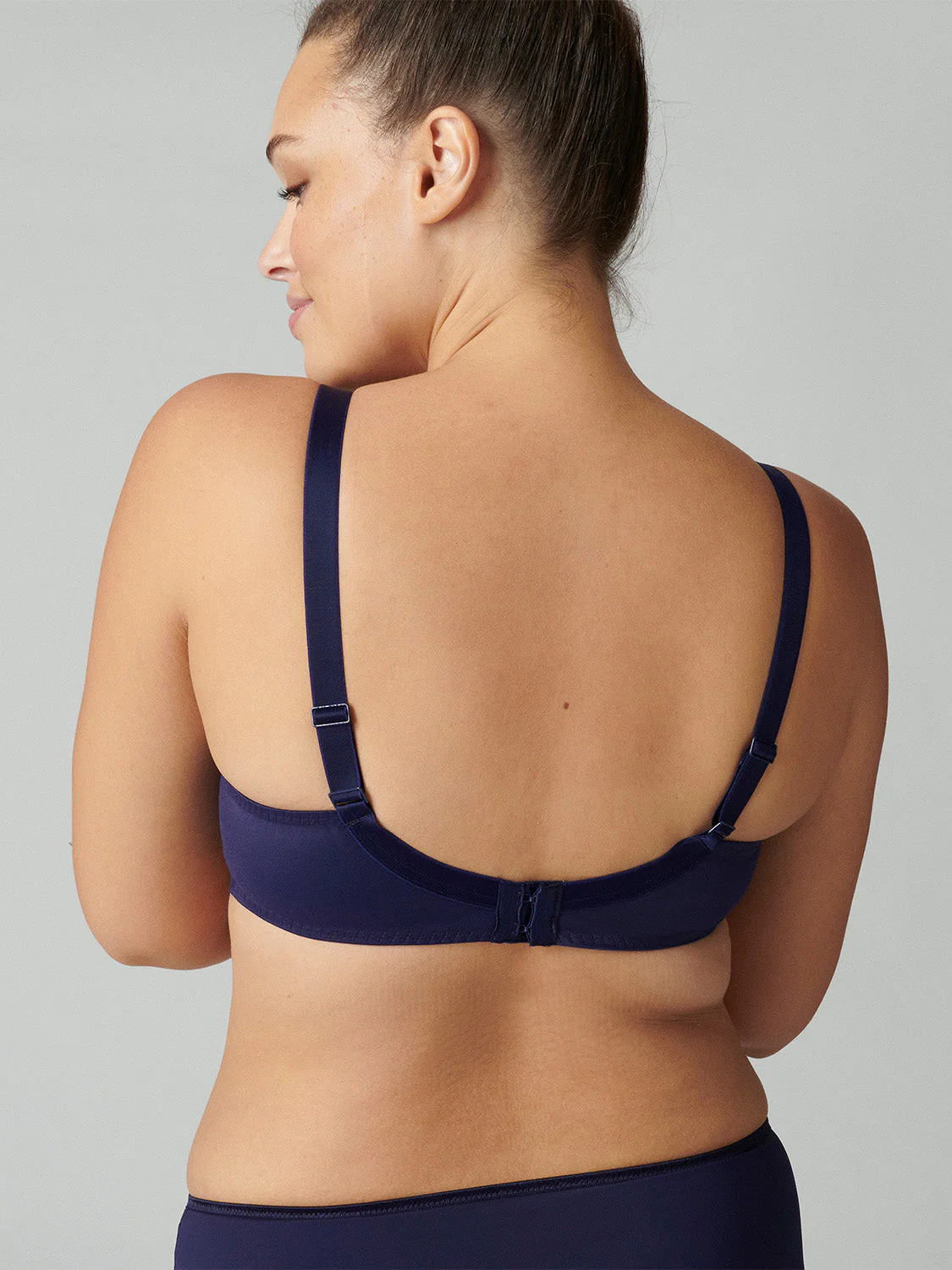 Squared neckline spacer bra - Midnight - Image 10