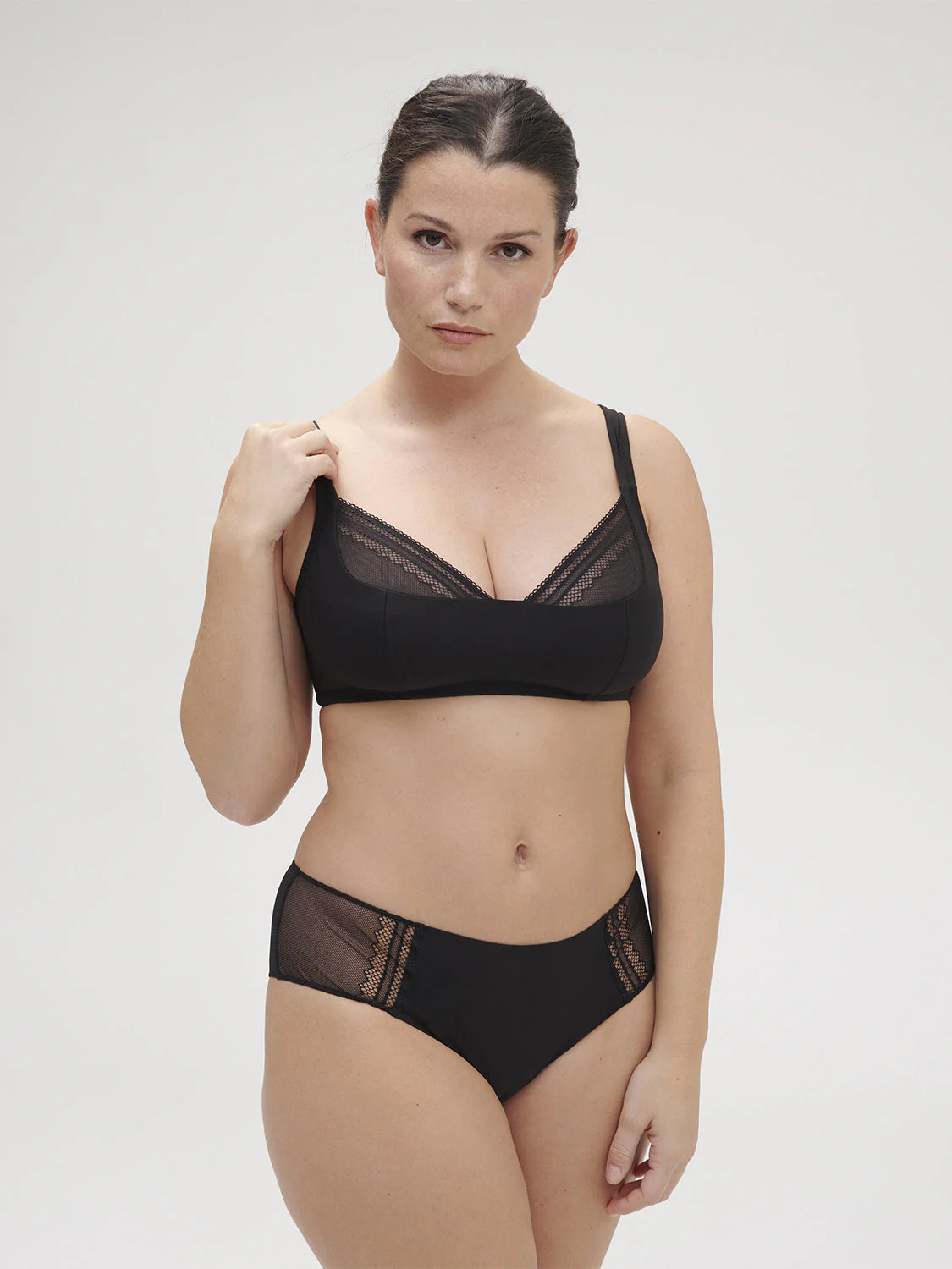 Structured wireless bra - Black - Image 10