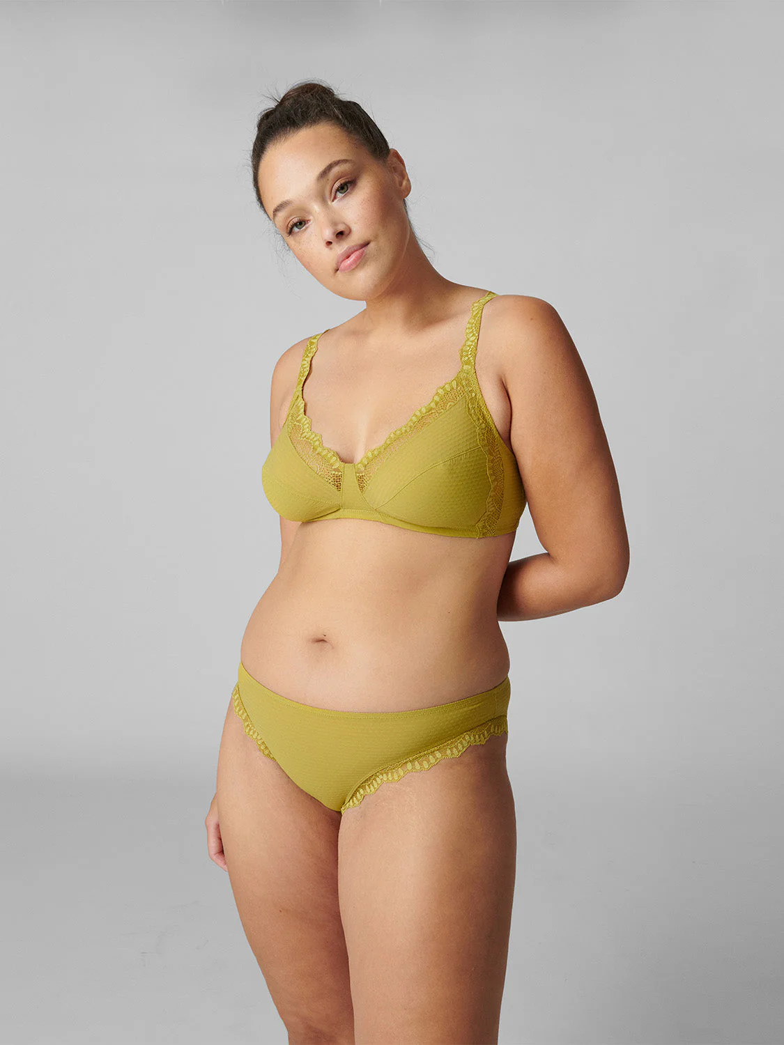 Structured wireless bra - Matcha - Image 8