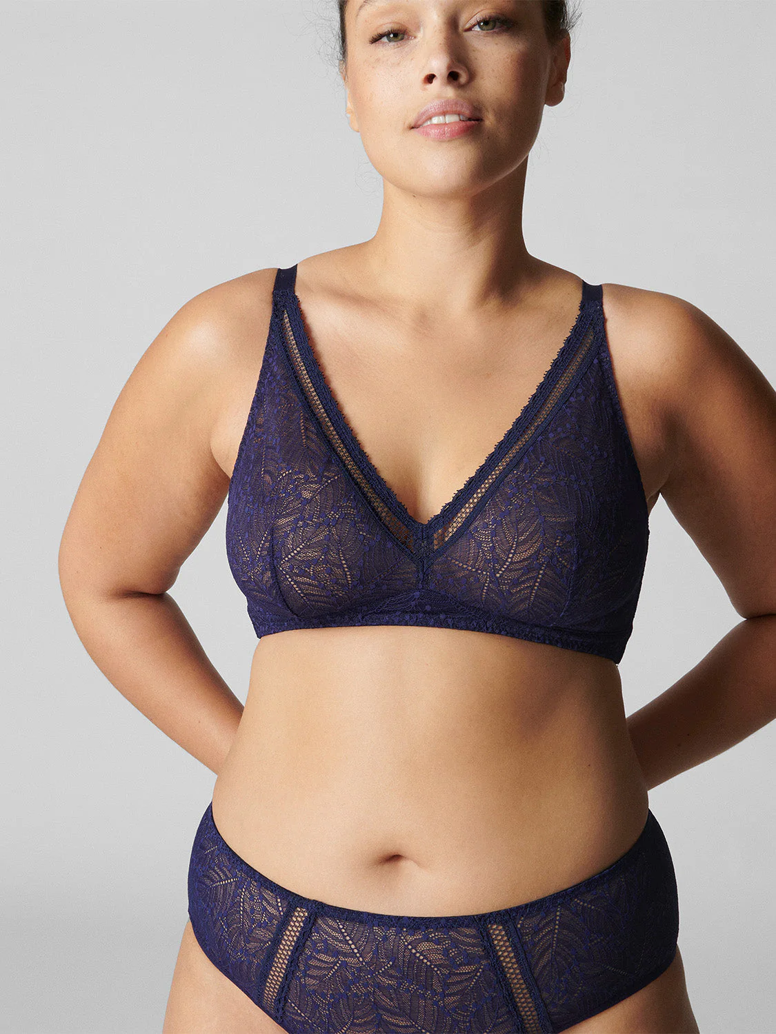 Structured wireless bra - Midnight - Image 9