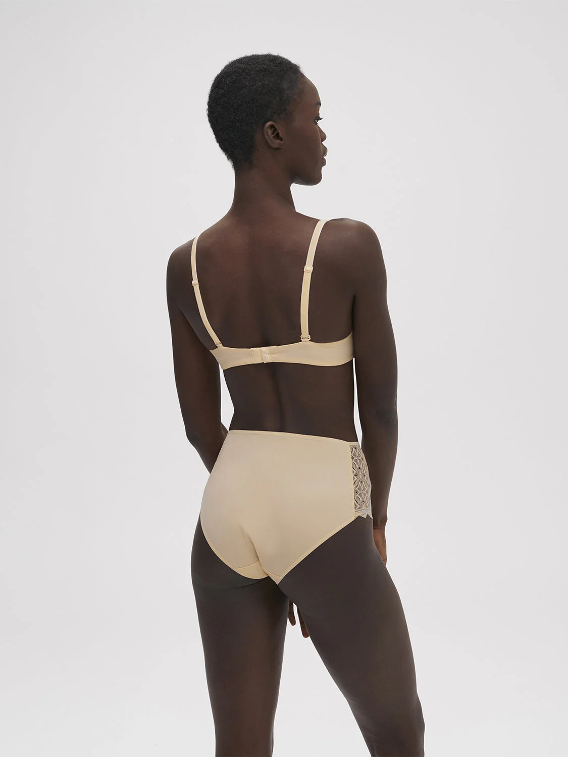 Structured wireless bra - Vanilla - Image 4