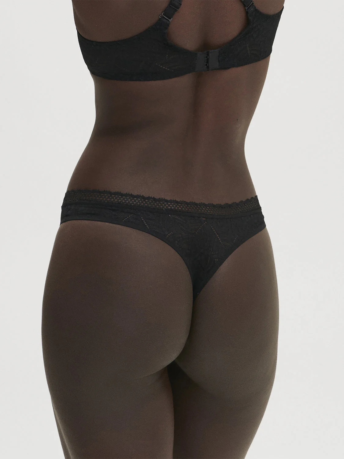 Tanga - Black - Image 2