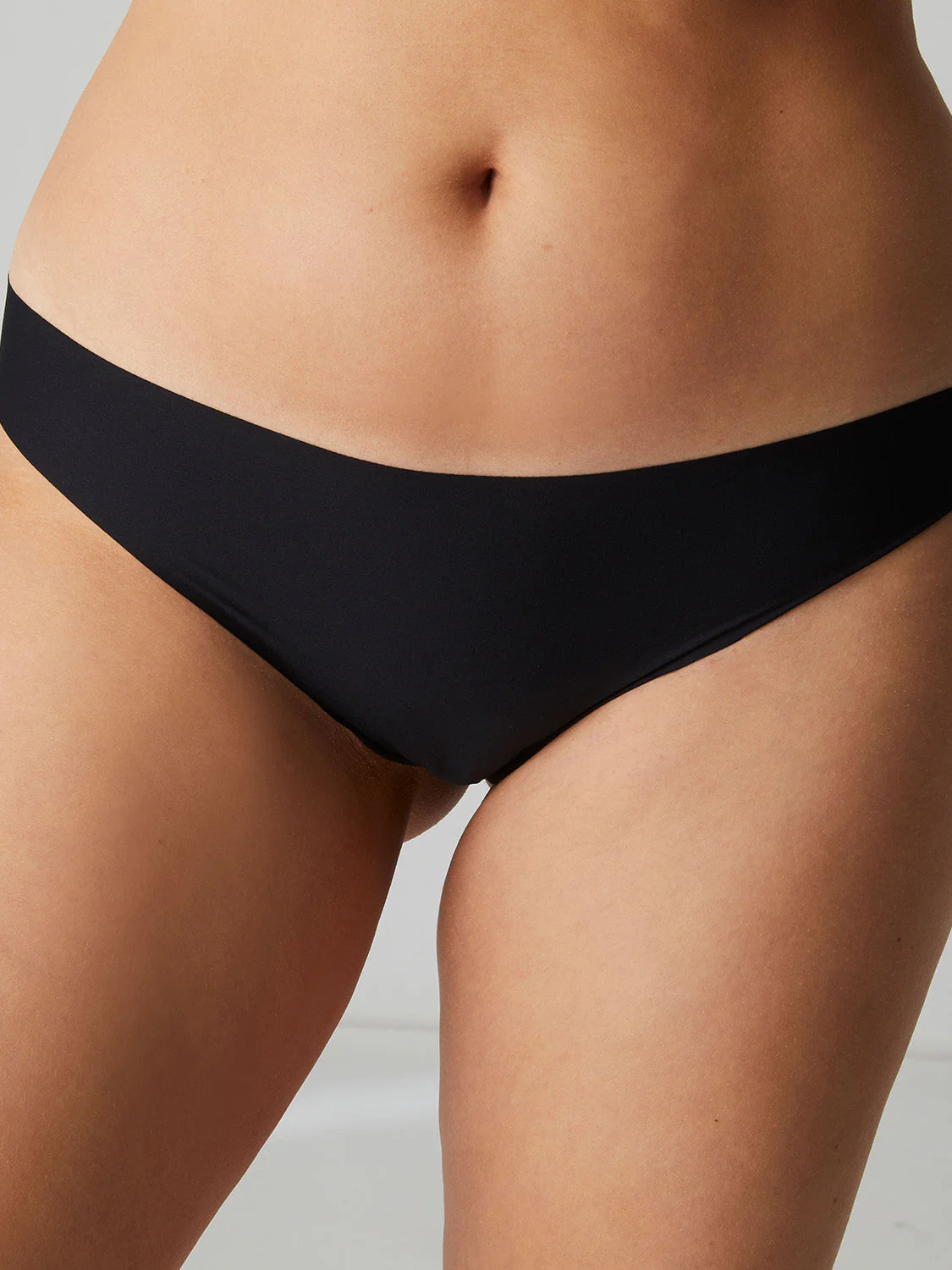 Thong - Black - Image 6