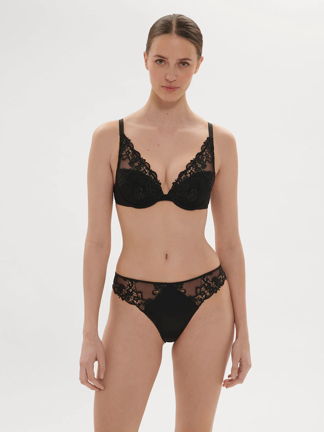 Triangle push-up bra - Black - Image 6