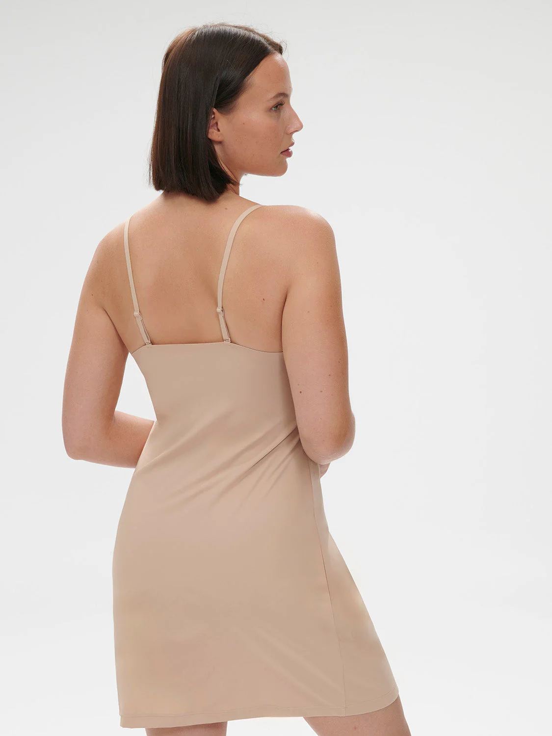 Under dress - Peau rosée - Image 9
