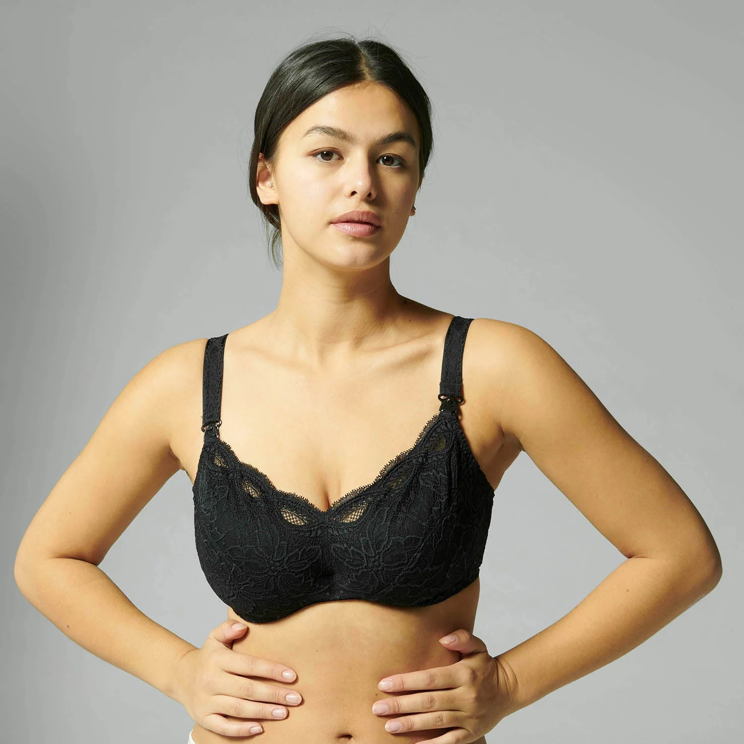 Underwire maternity and nursing bra - Black - Image 11