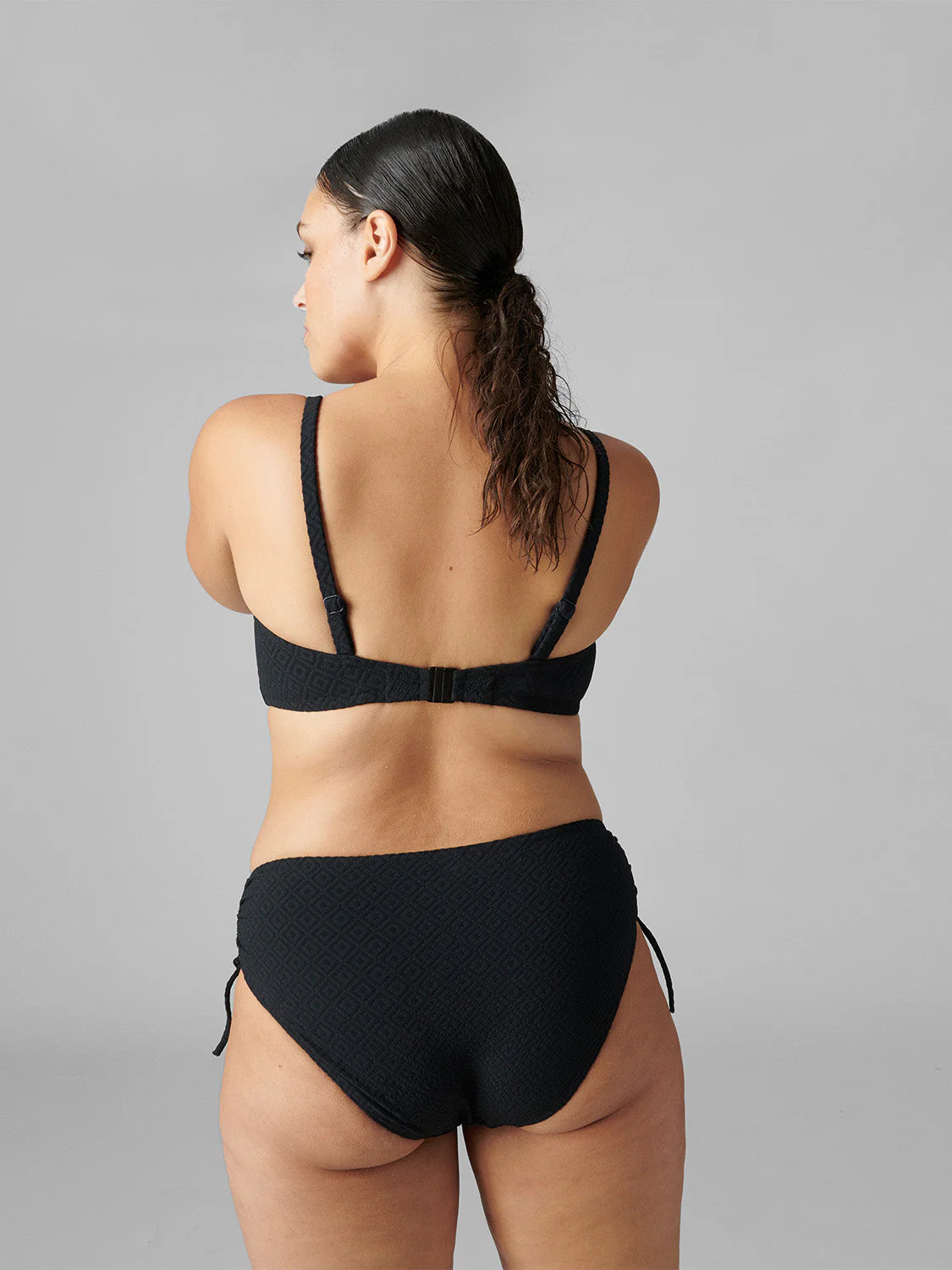 Underwired bandeau bikini top - Black - Image 10