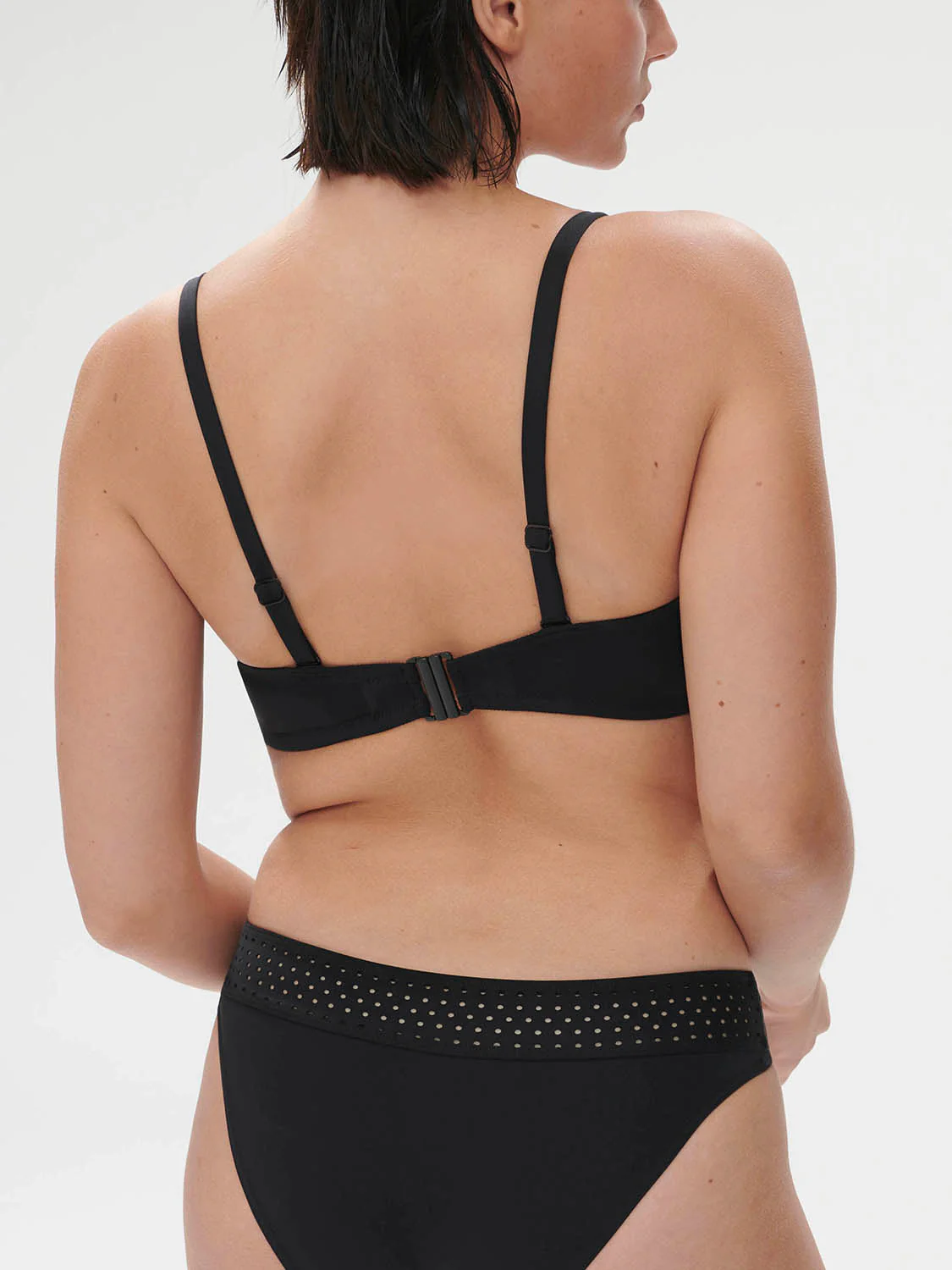 Underwired bandeau bikini top - Black - Image 10