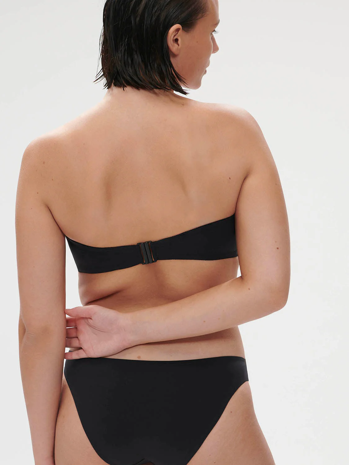 Underwired bandeau bikini top - Black - Image 11
