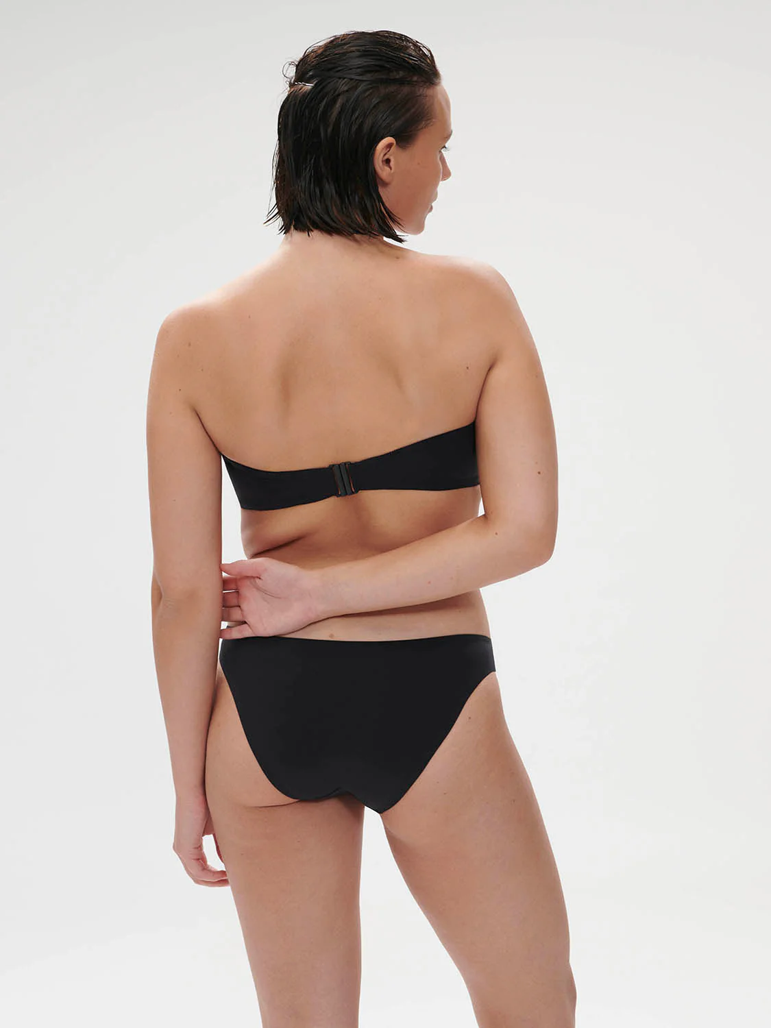Underwired bandeau bikini top - Black - Image 15