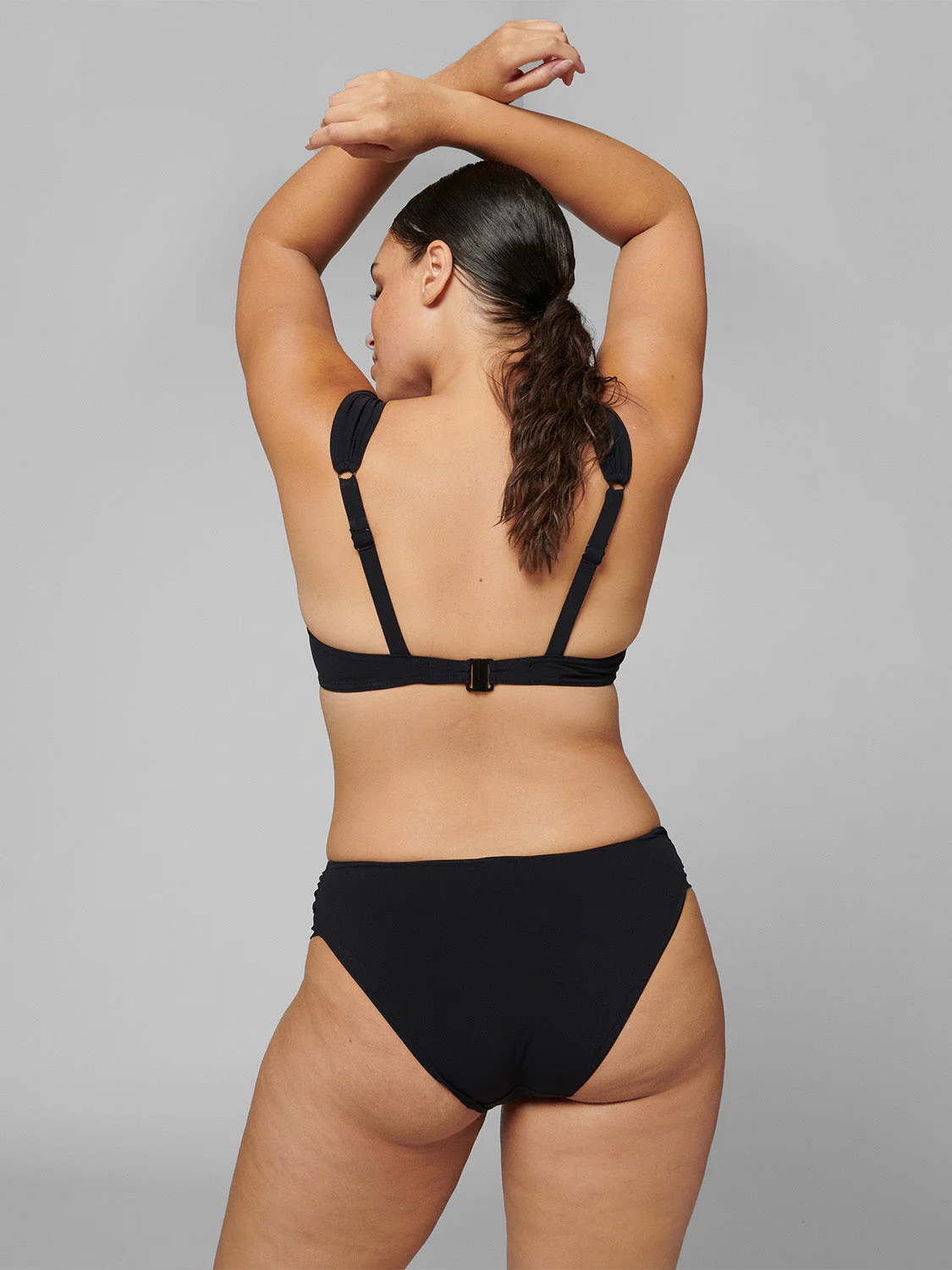 Underwired bikini top - Black - Image 4