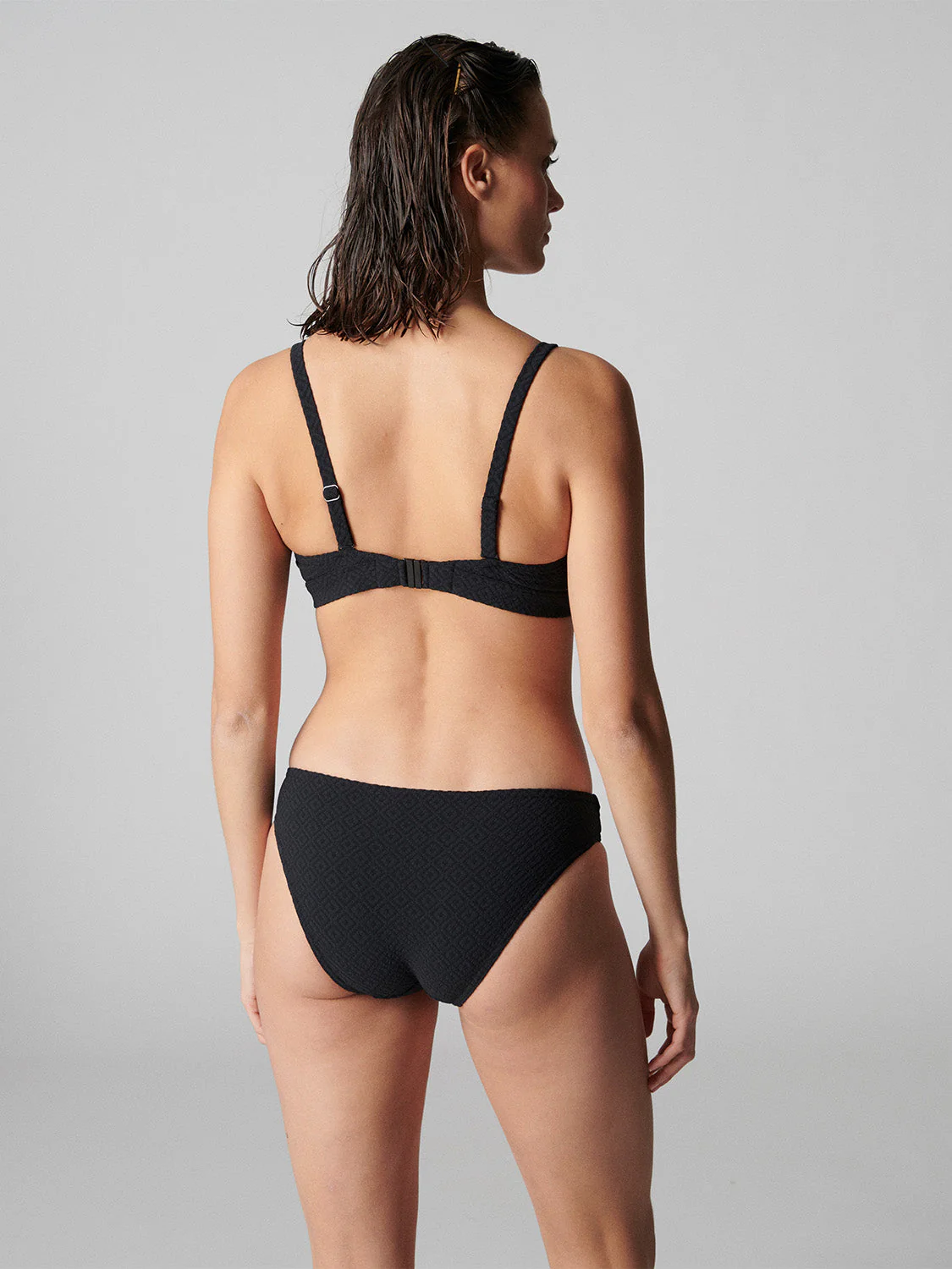 Underwired bikini triangle - Black - Image 4