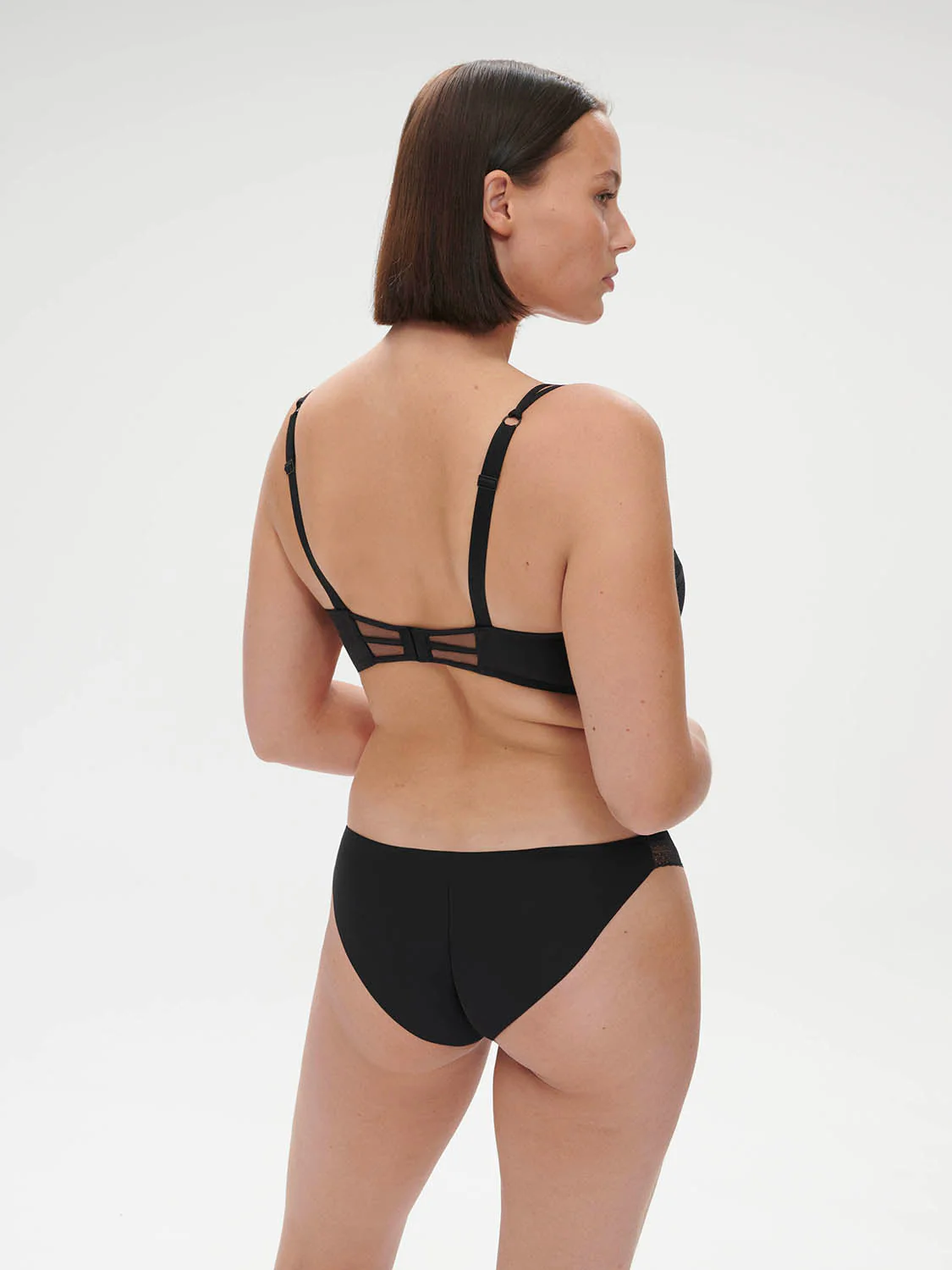 Underwired bra - Black - Image 11