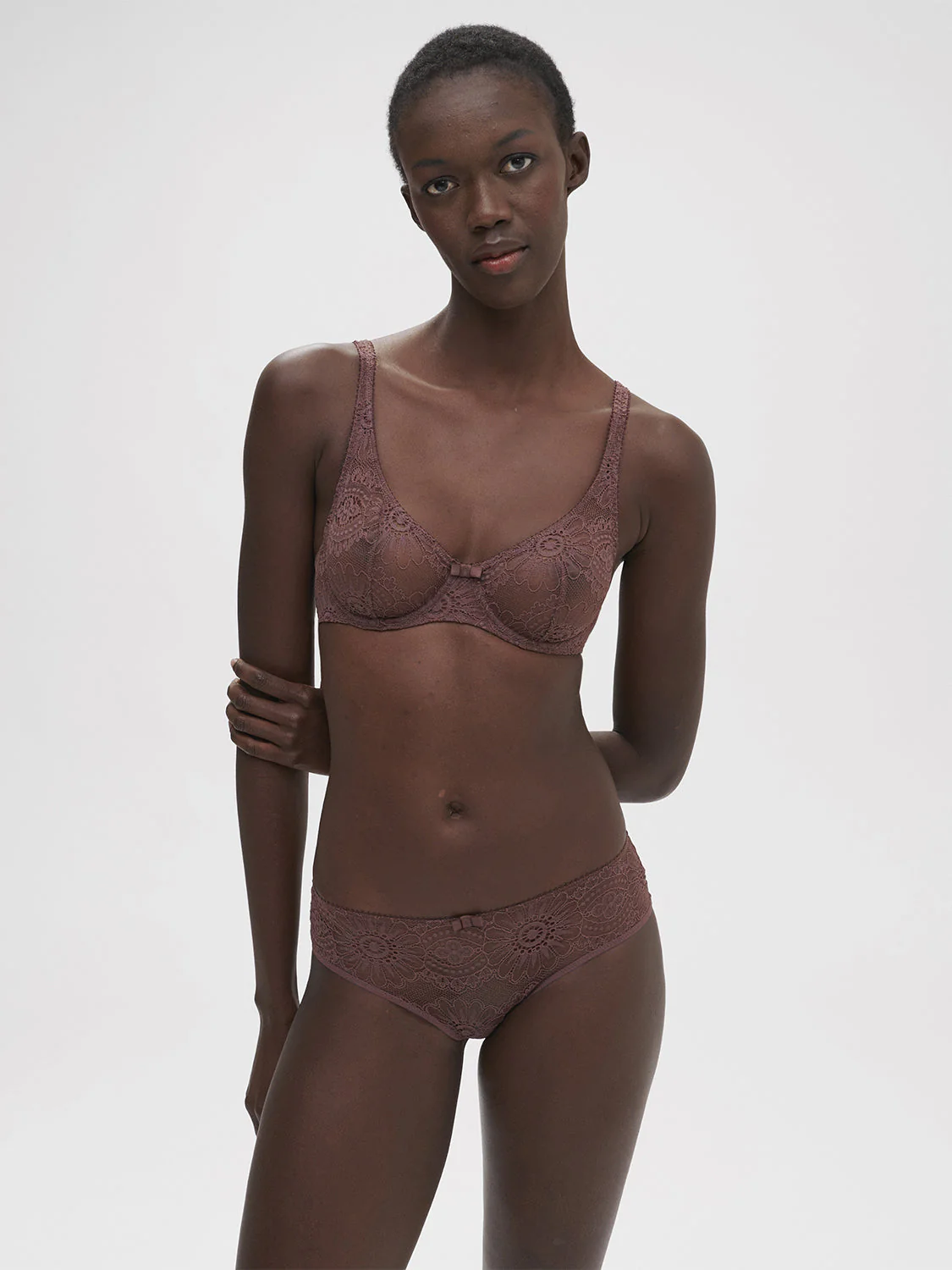 Underwired bra with curved neckline - Byzantine - Image 5