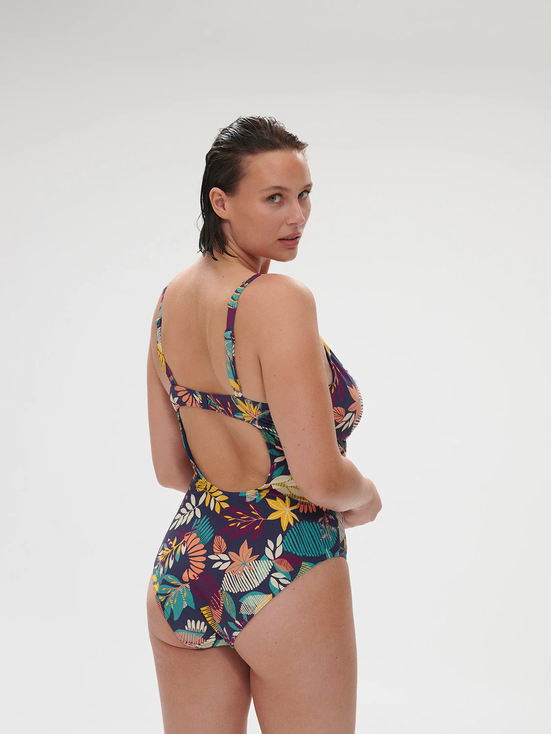 Underwired one-piece swimsuit - Seaside Blue Print - Image 10