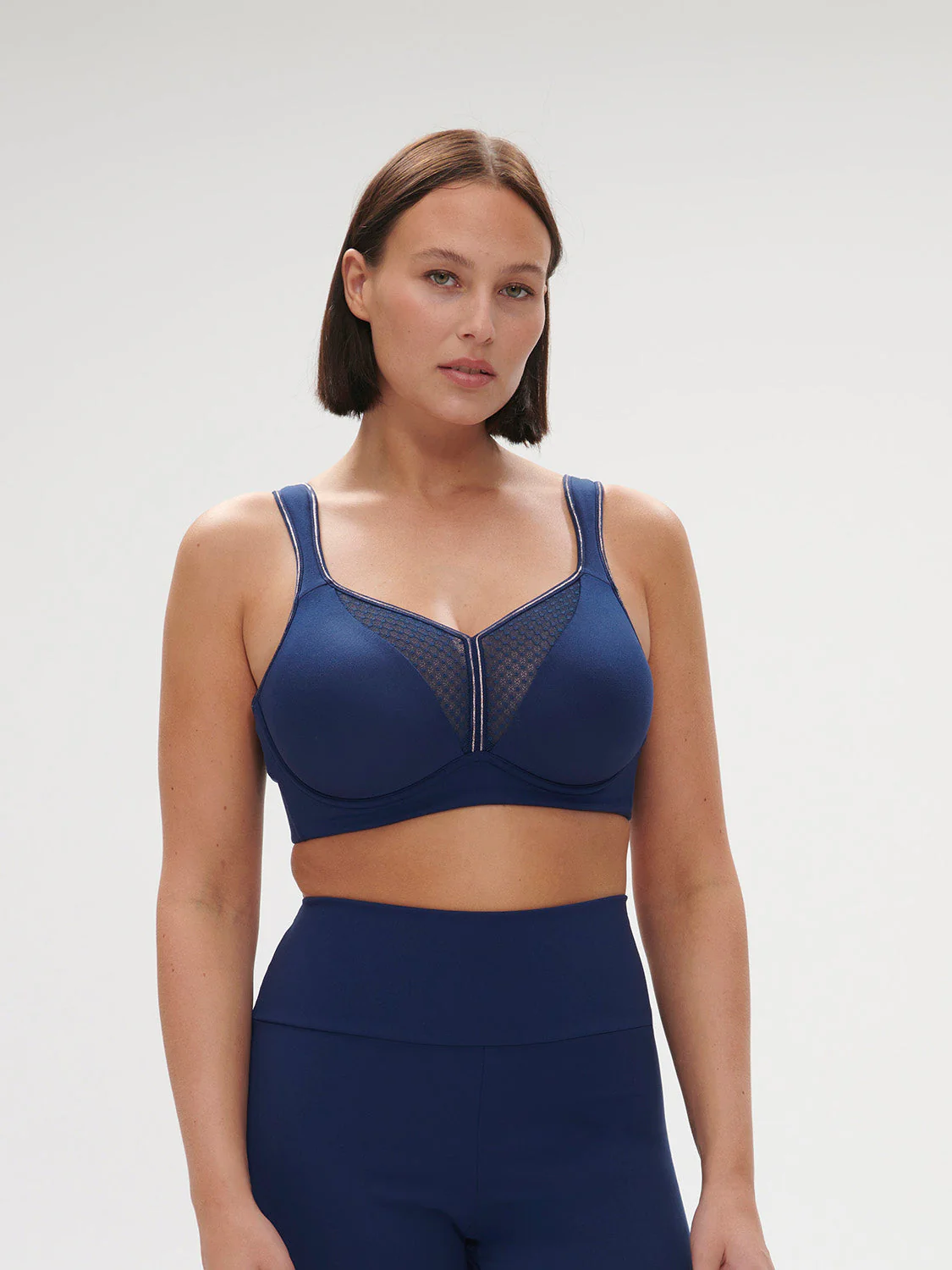 Underwired sports bra - Midnight - Image 6