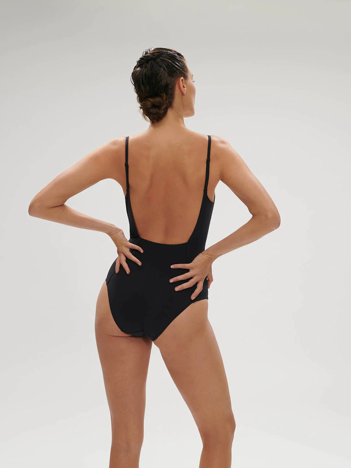 Wireless Molded One-Piece - Black - Image 6
