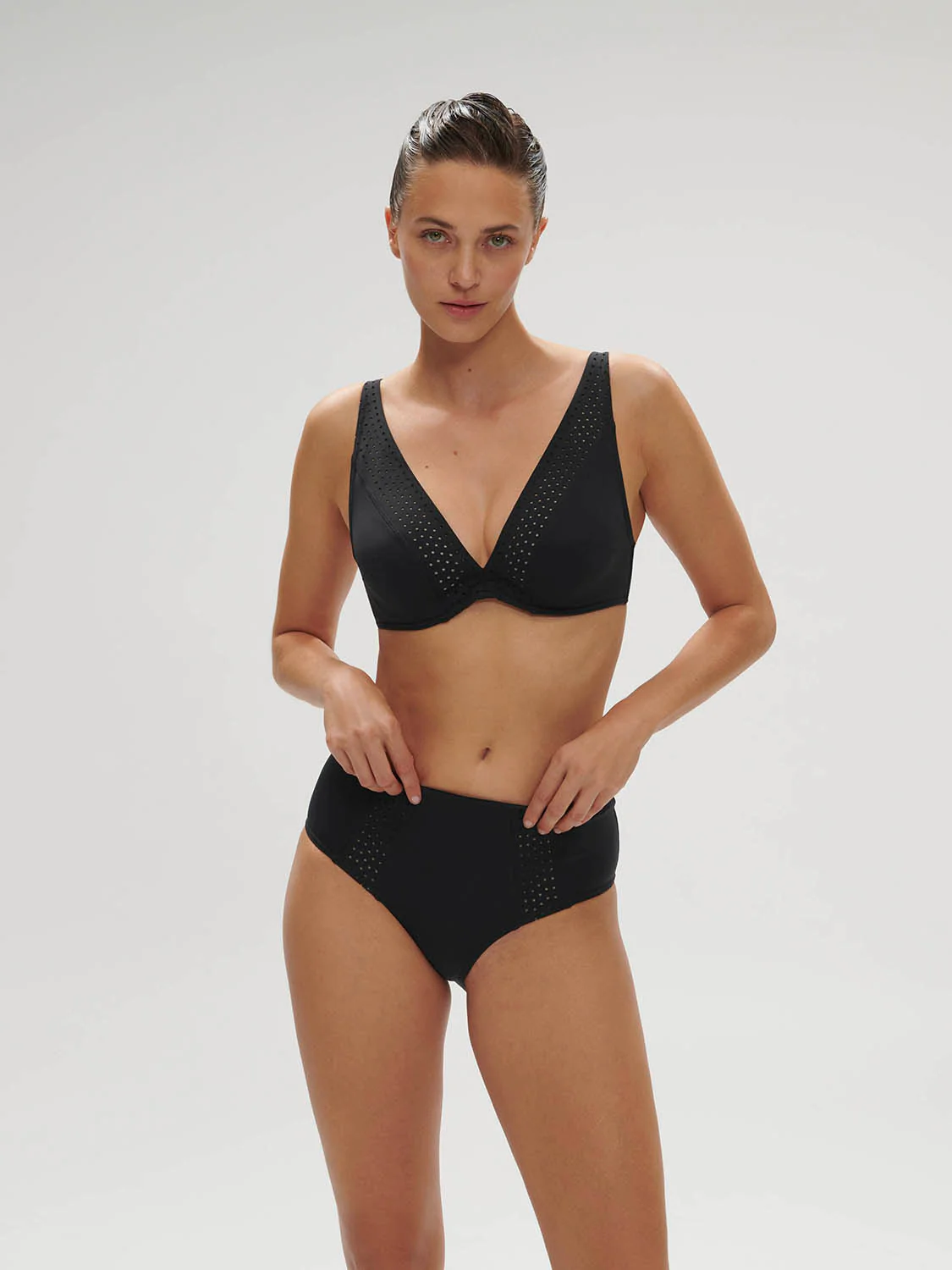 Wireless support bikini triangle - Black - Image 5