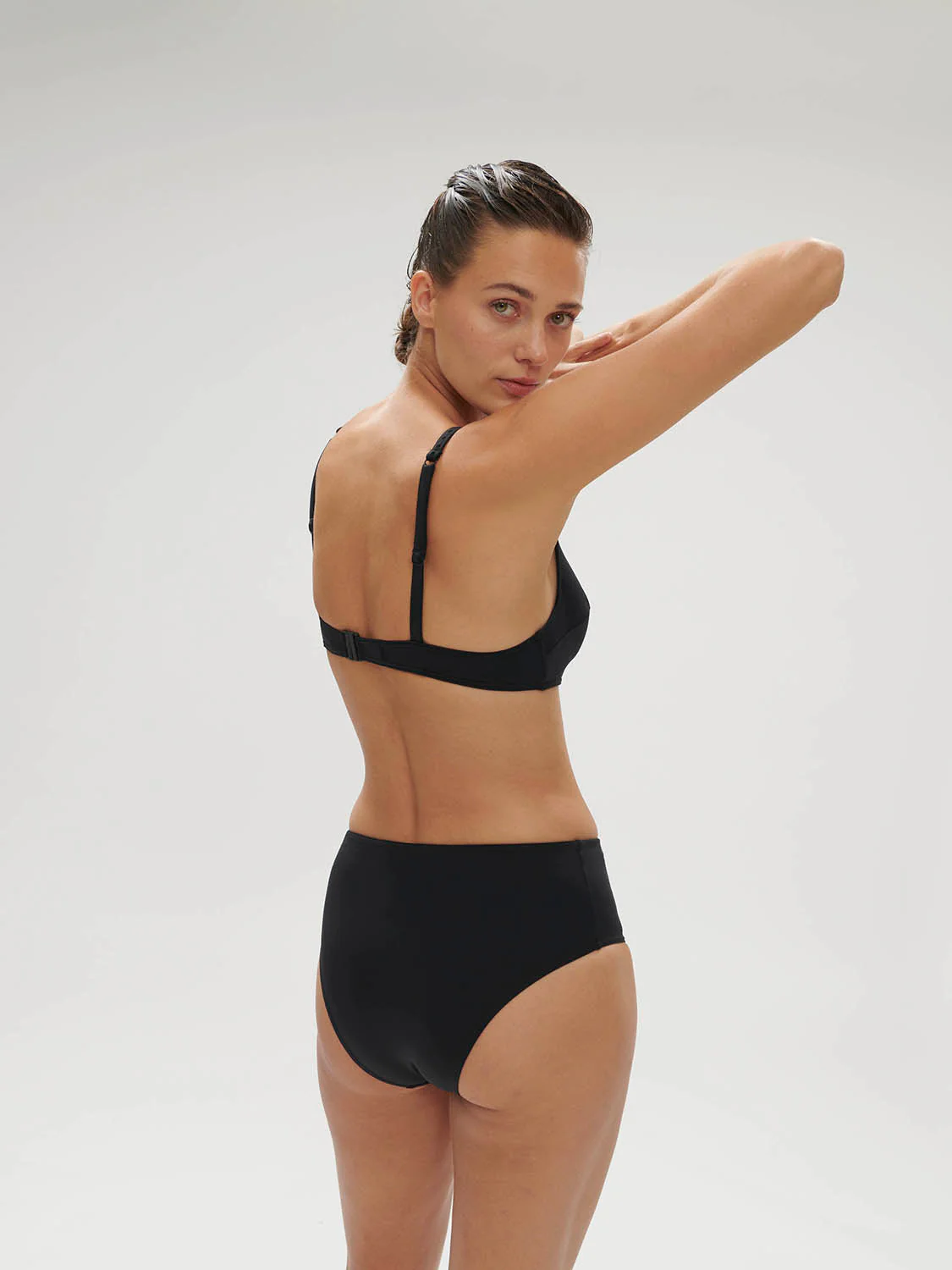 Wireless support bikini triangle - Black - Image 6